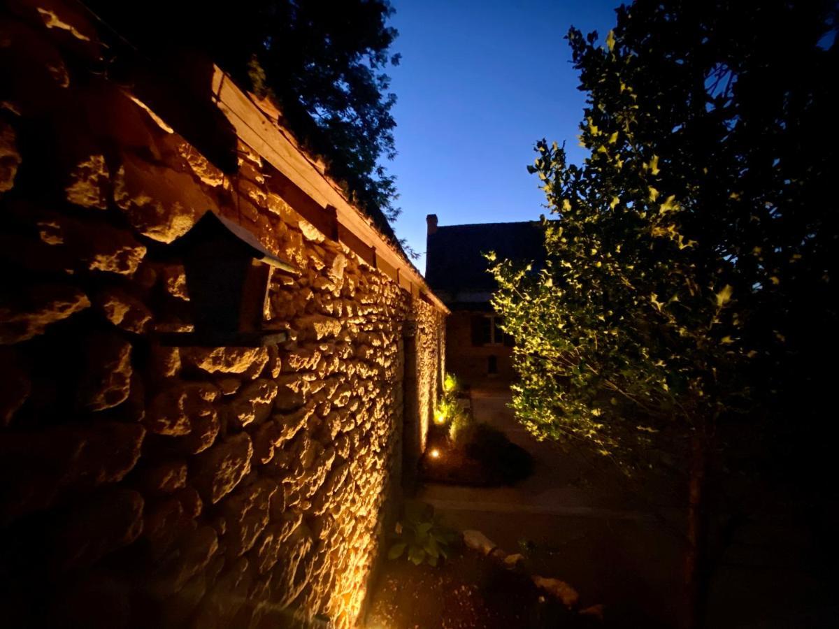 Domaine De Cazal - Gite 2 Pers Avec Piscine Au Coeur De 26 Hectares De Nature Preservee Сен-Сиприен Экстерьер фото